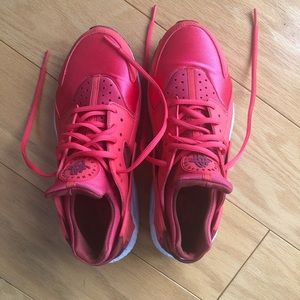 NIKE Huarache Red Athletic Shoes
